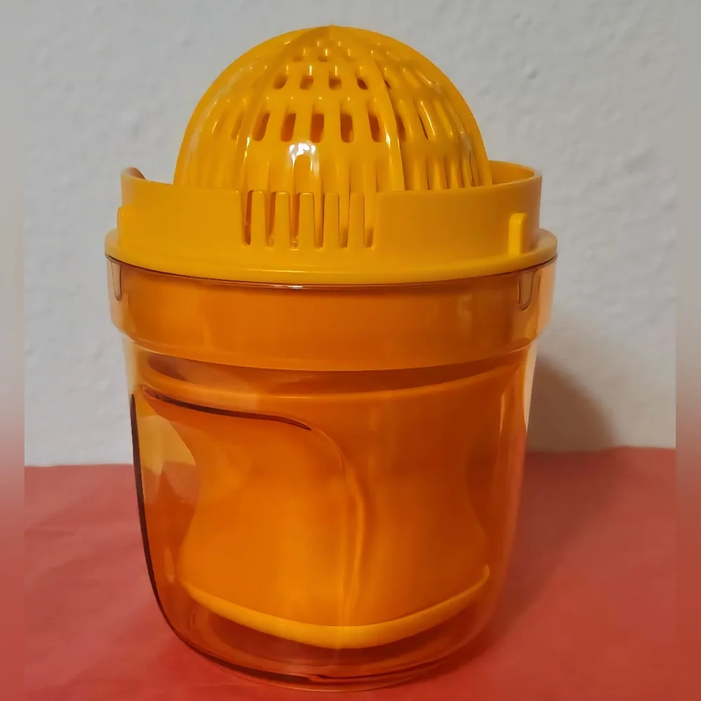 Bright Orange Citrus Juicer
